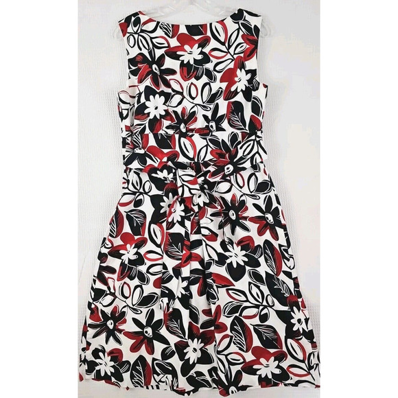 JULIAN TAYLOR ~Woman Size 12~ Black/Red Sleeveless Empire Waist Dress Belted. - Picture 3 of 9